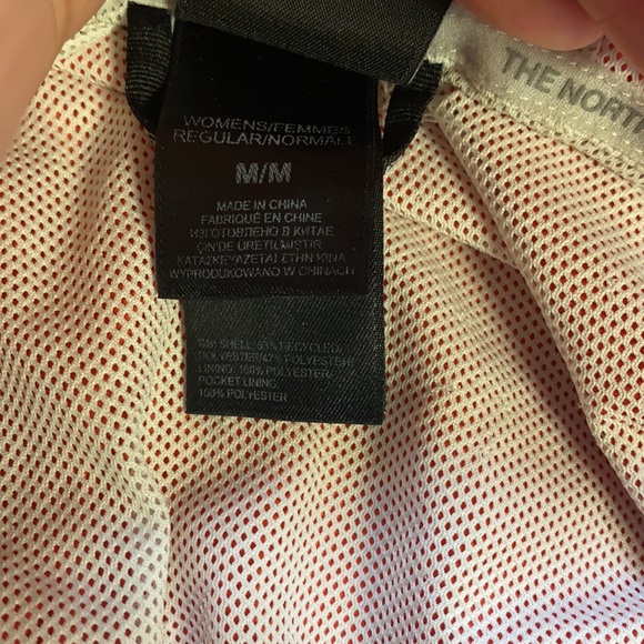 women’s North face size Medium orange wind breaker - Picture 6 of 10